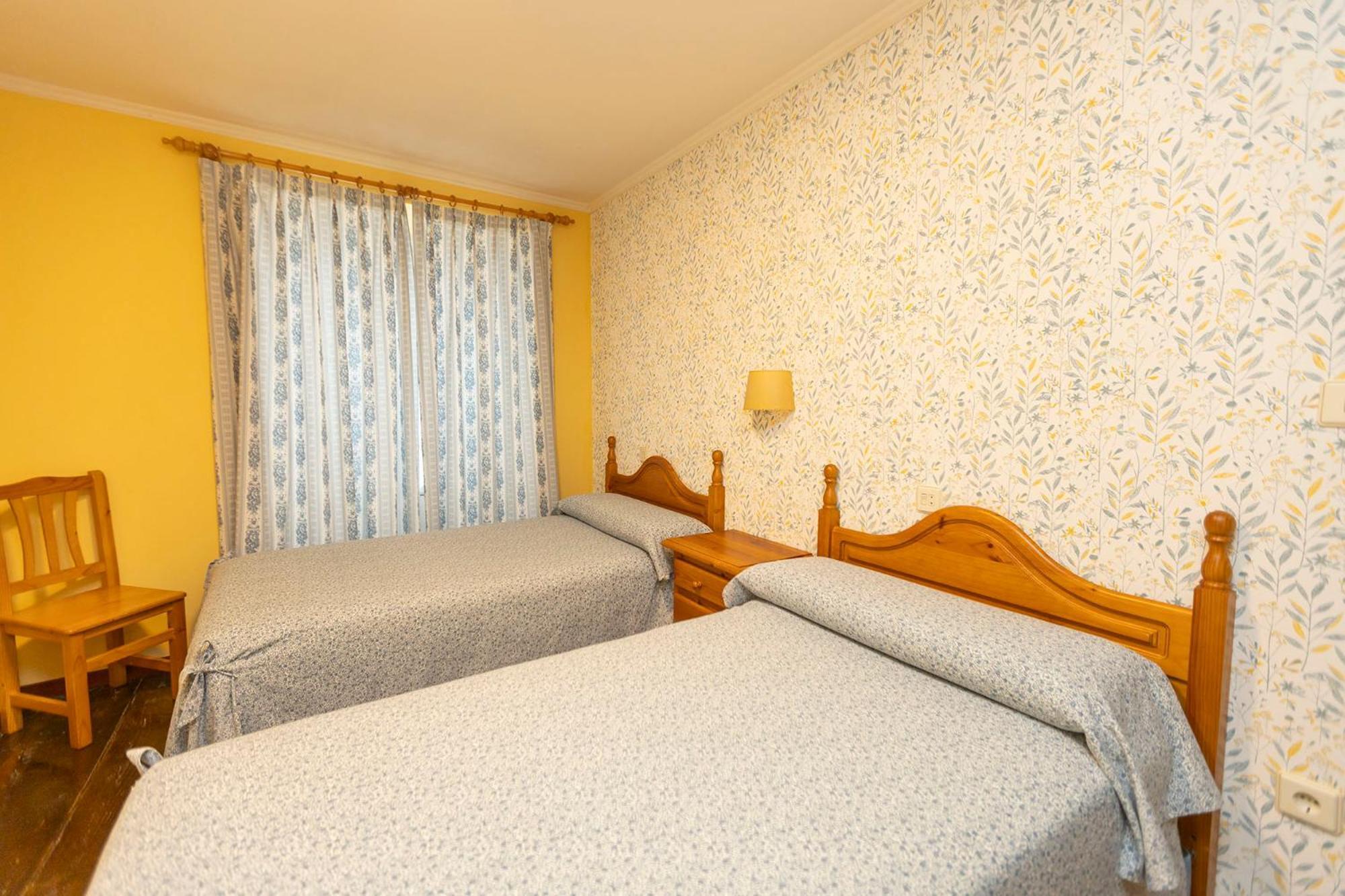 Escuder Apartamentos Turisticos Ribadeo Luaran gambar