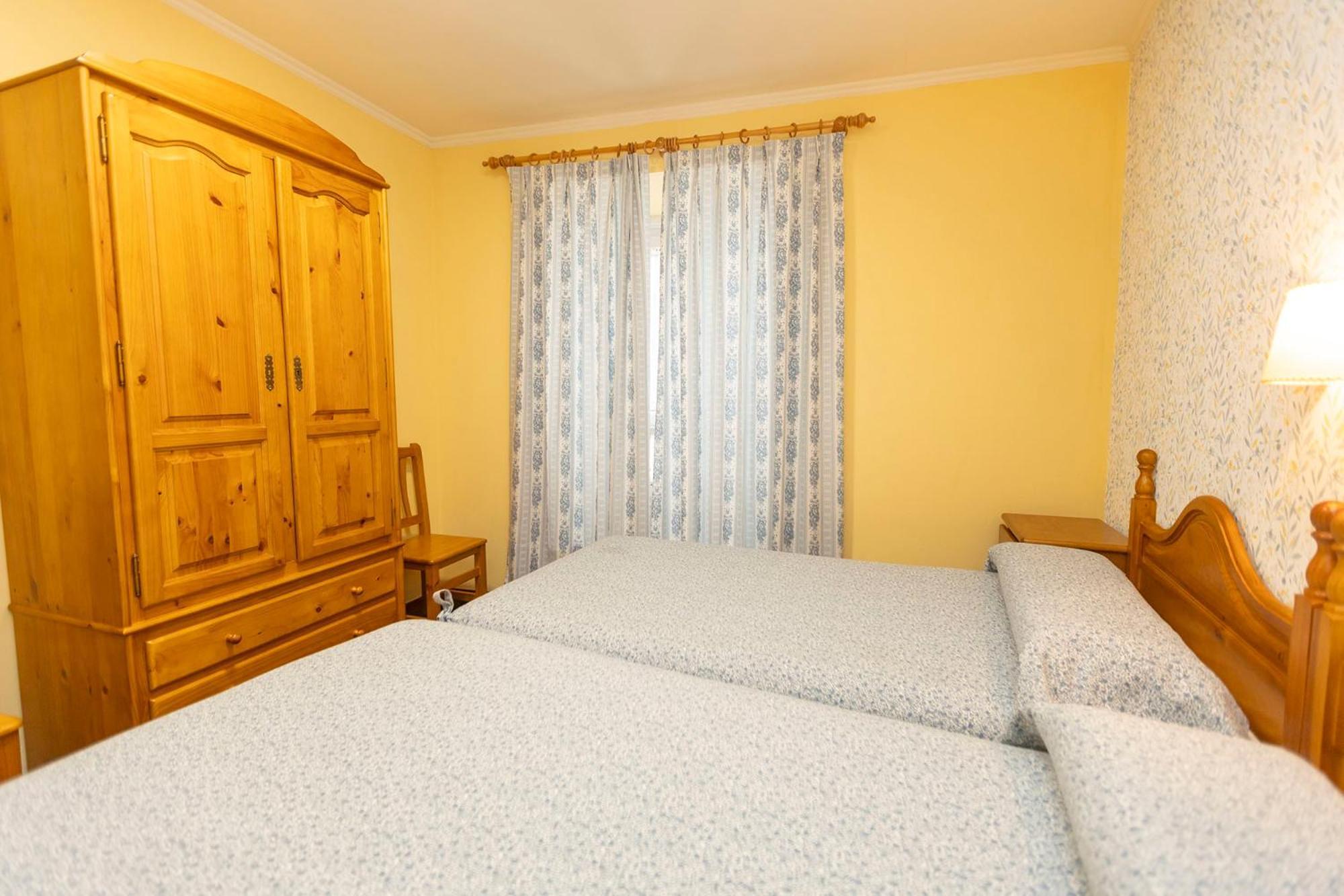 Escuder Apartamentos Turisticos Ribadeo Luaran gambar