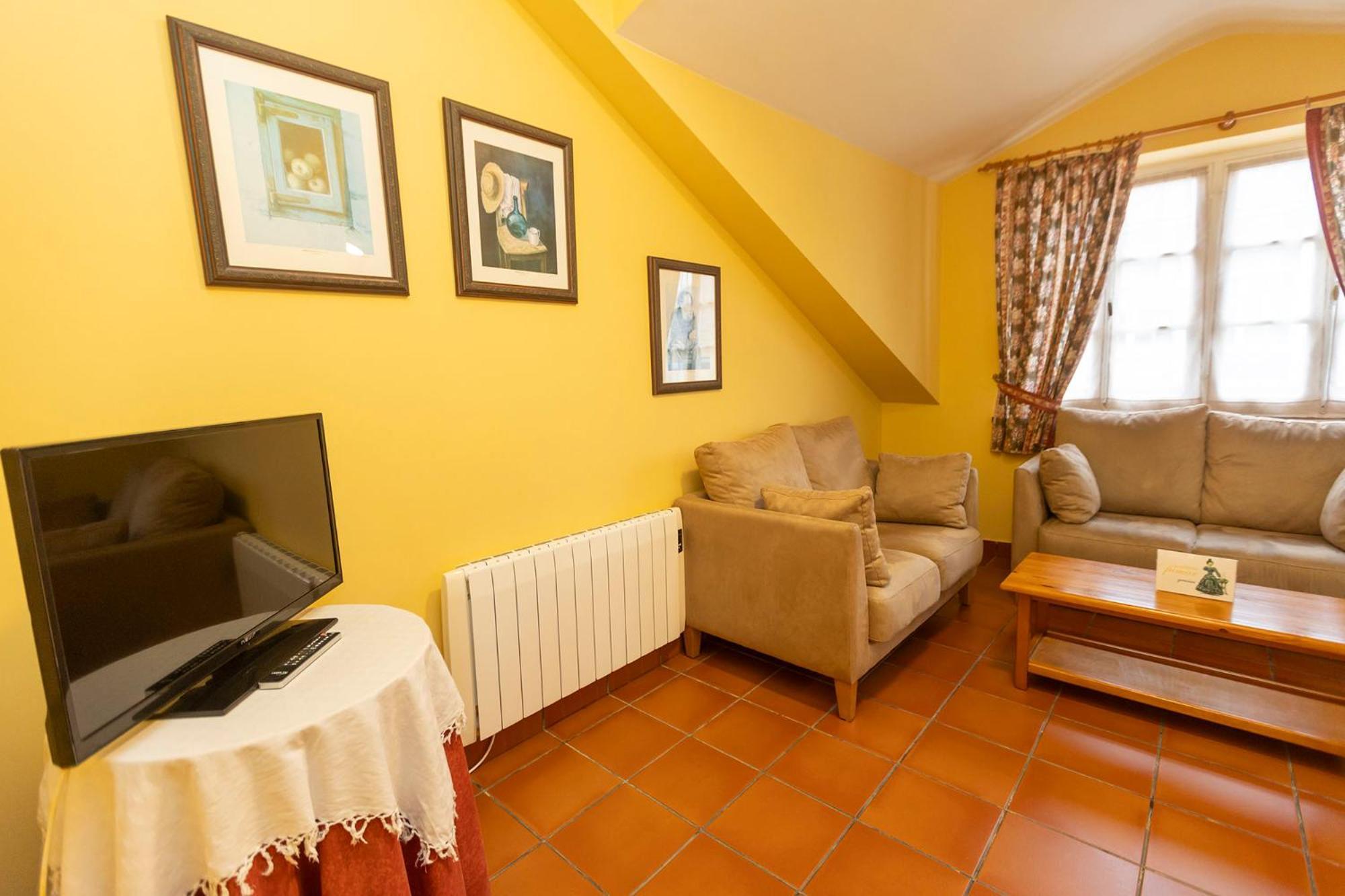 Escuder Apartamentos Turisticos Ribadeo Luaran gambar
