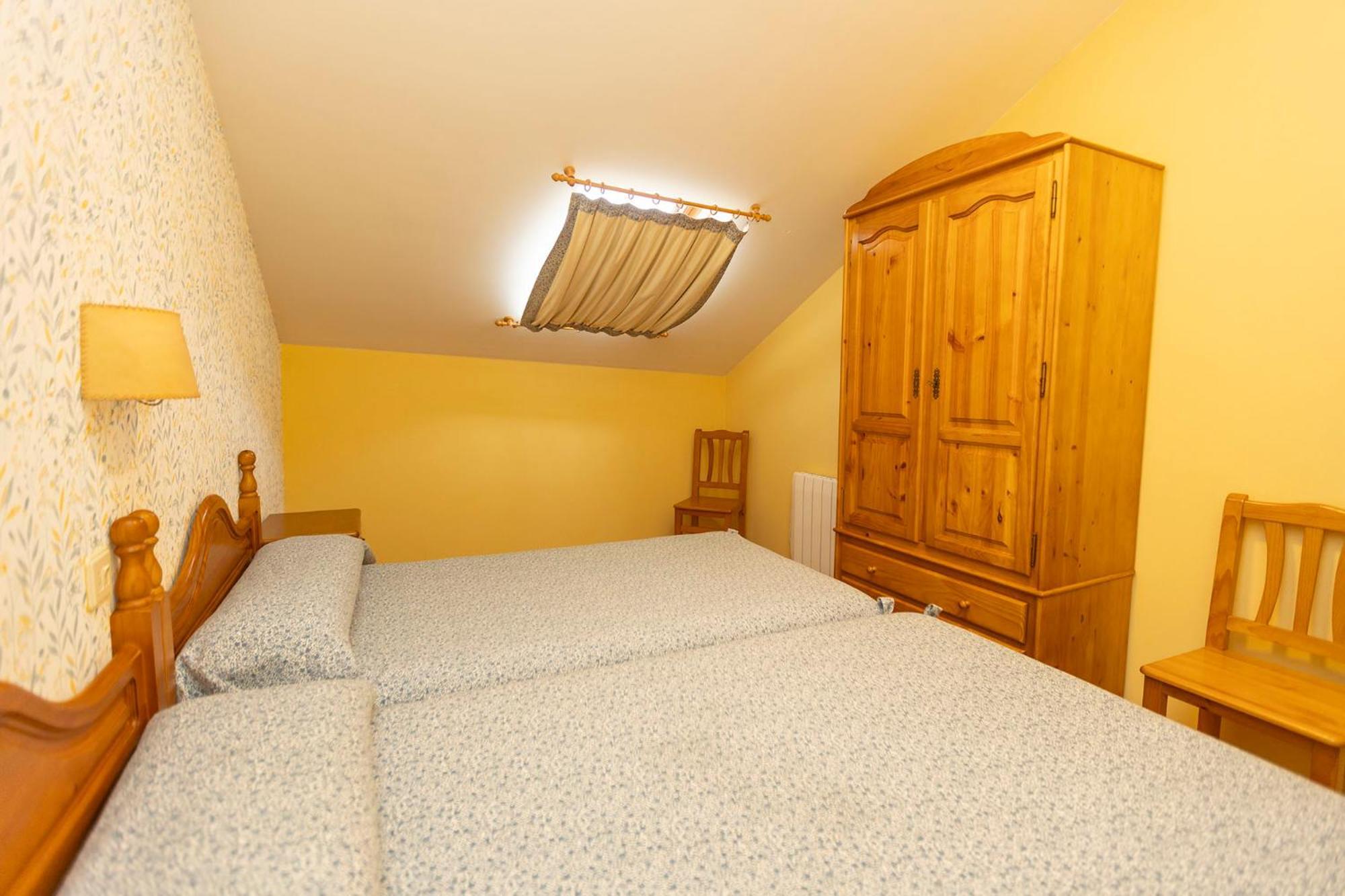 Escuder Apartamentos Turisticos Ribadeo Luaran gambar