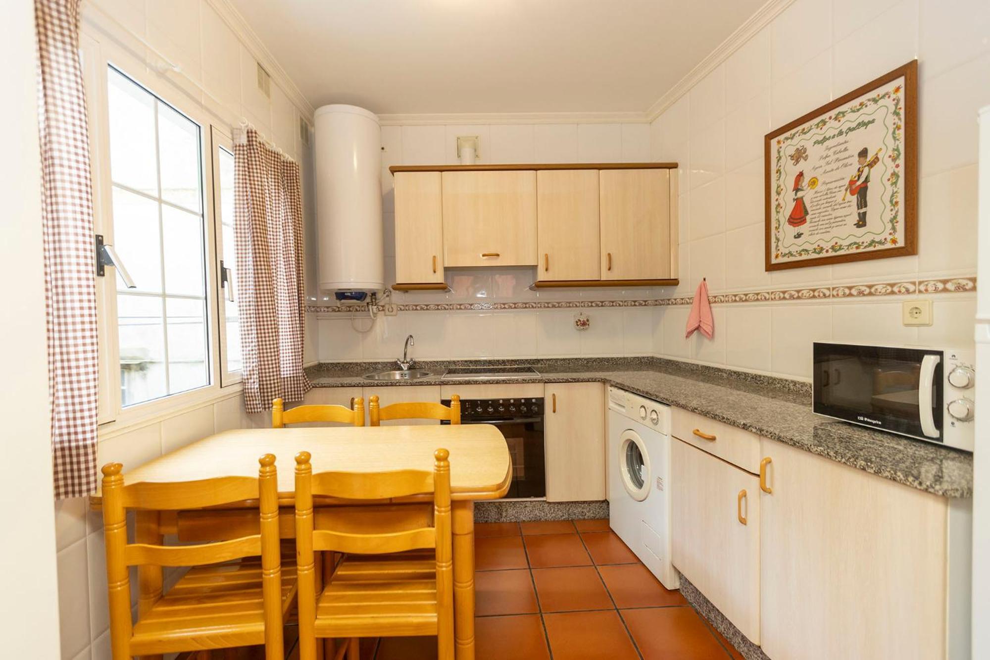 Escuder Apartamentos Turisticos Ribadeo Luaran gambar