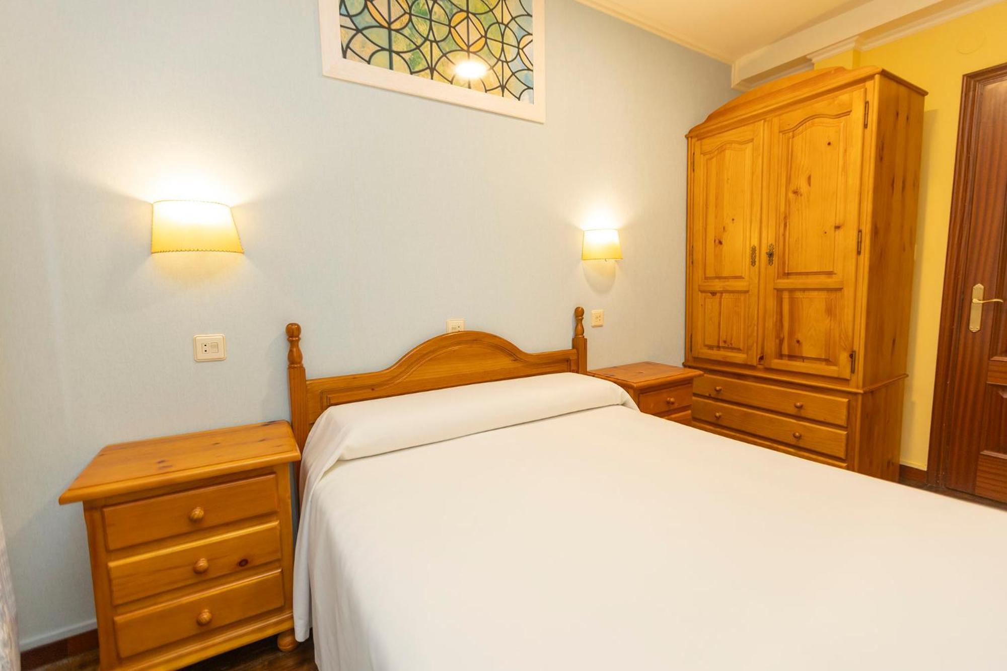 Escuder Apartamentos Turisticos Ribadeo Luaran gambar