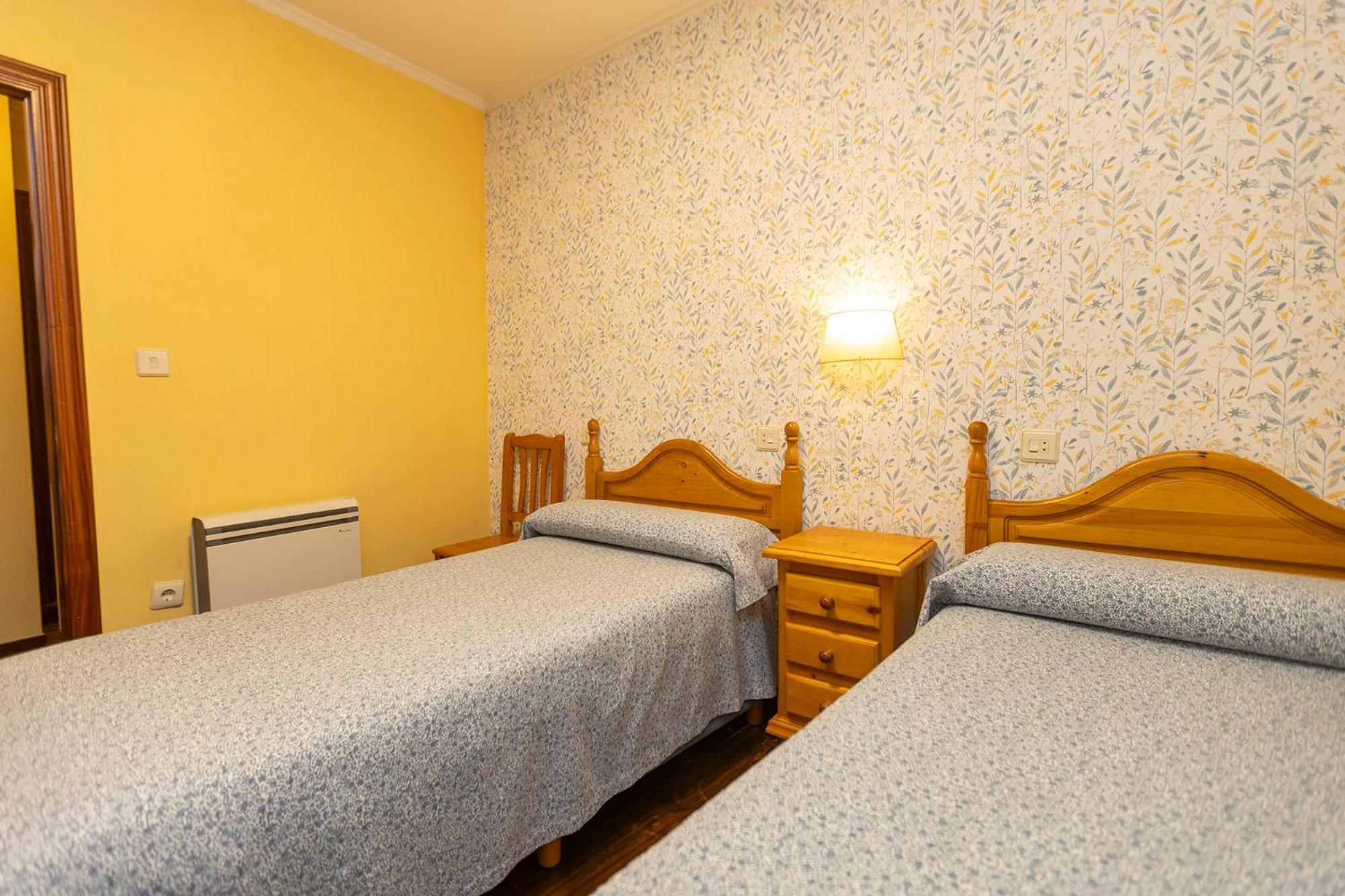 Escuder Apartamentos Turisticos Ribadeo Luaran gambar