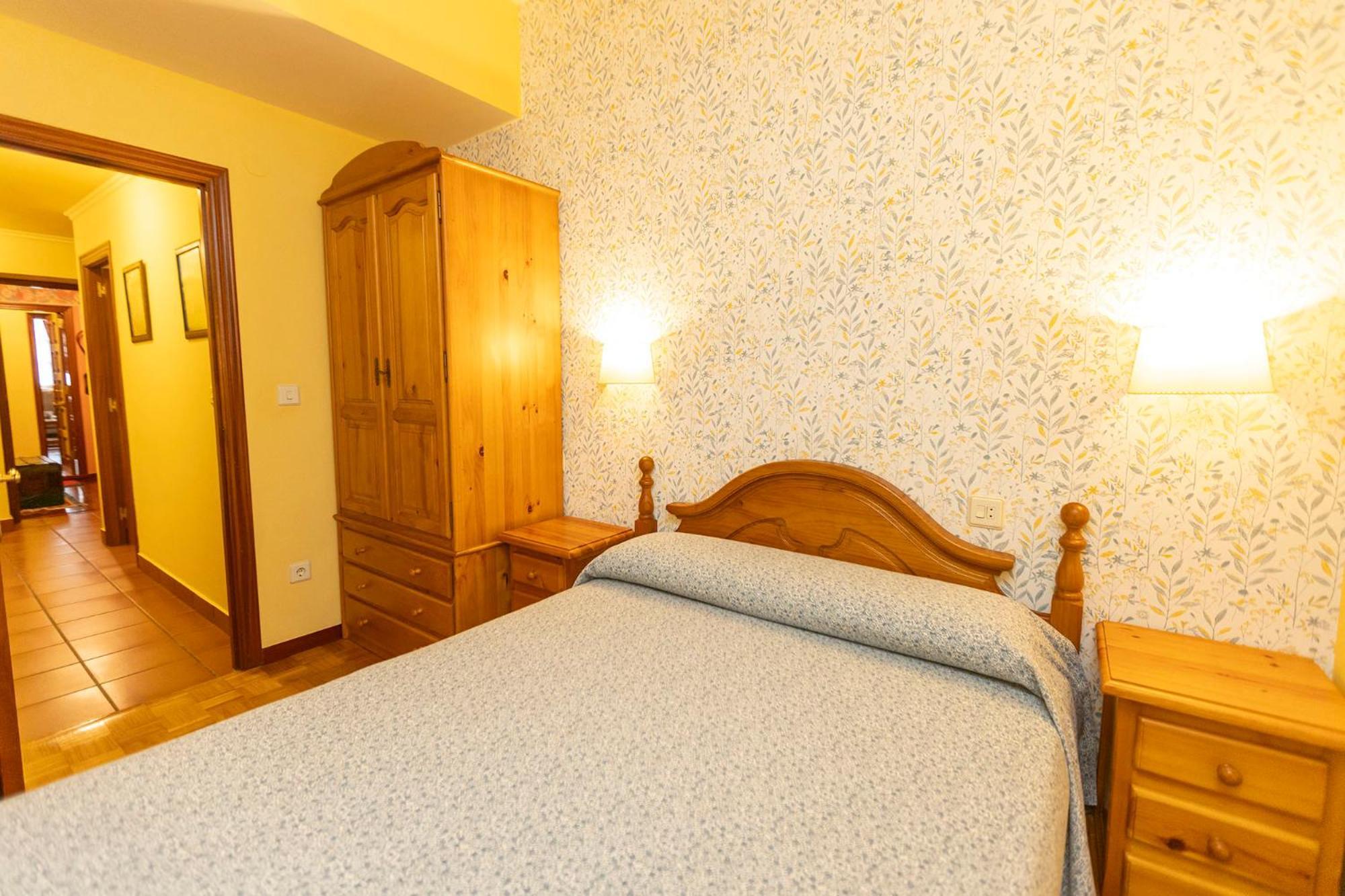 Escuder Apartamentos Turisticos Ribadeo Luaran gambar