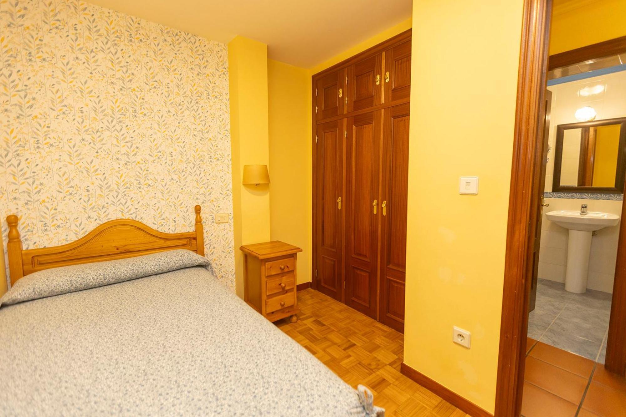 Escuder Apartamentos Turisticos Ribadeo Luaran gambar