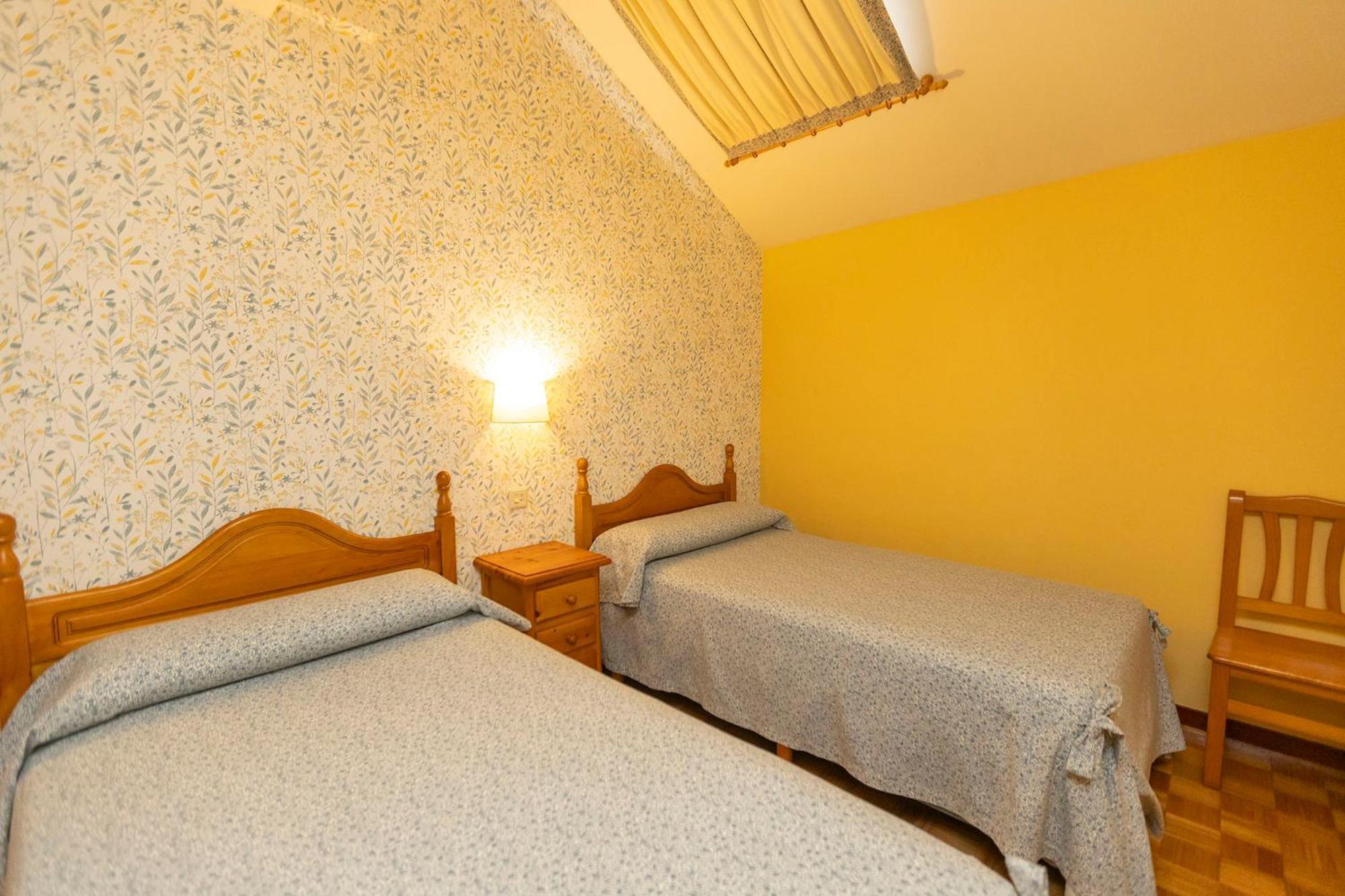 Escuder Apartamentos Turisticos Ribadeo Luaran gambar